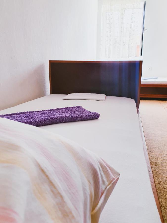 Apartman Lana Petrovac Eksteriør billede